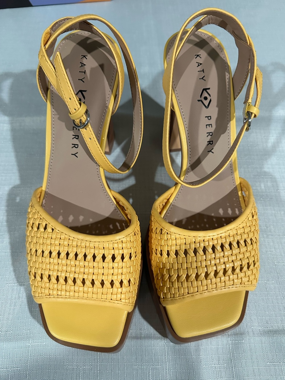 NEW Katy Perry The Steady Ankle Strap Sandal Size 9.5